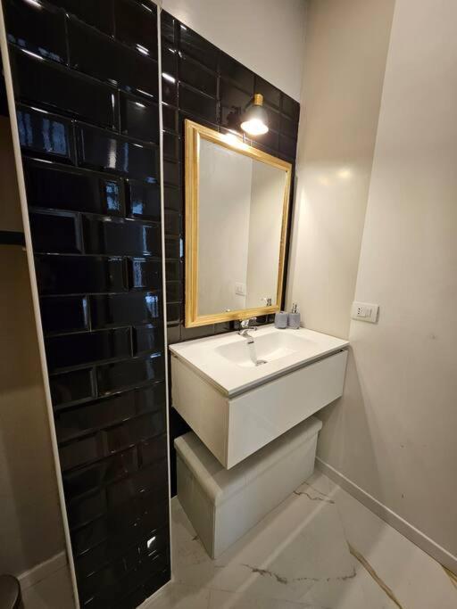 Covent Garden Apartment カリアリ エクステリア 写真