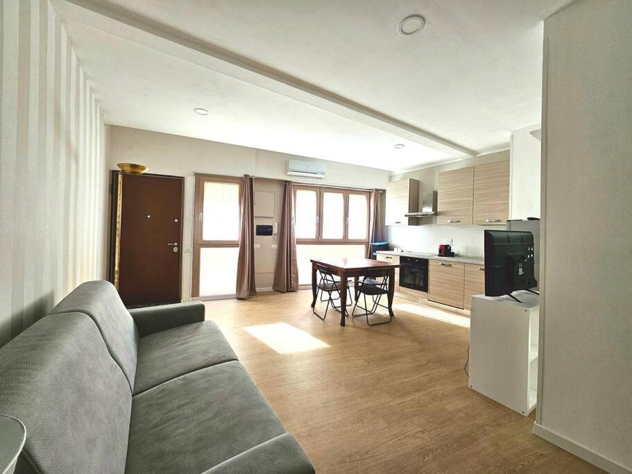 Covent Garden Apartment カリアリ エクステリア 写真